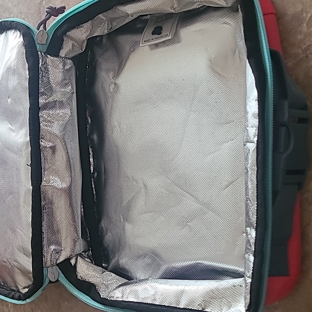 Adidas Lunch Box - Picture 3 of 5